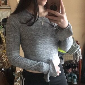 Forever21 Long sleeve crop top ✨